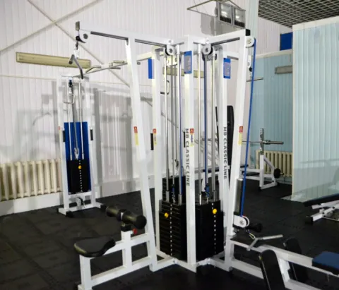 4-х позиционная станция с перекрестной тягой MB Barbell MB 3.16